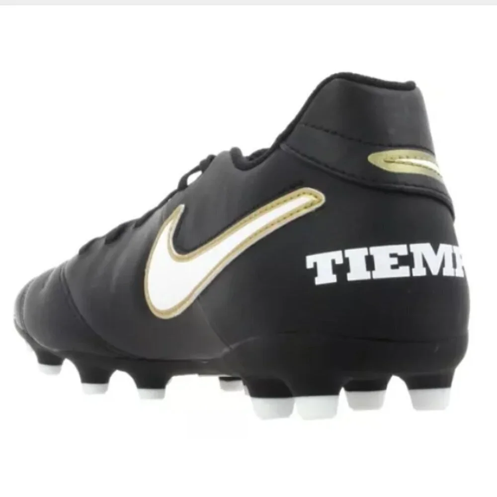 The Nike JR TIEMPO RIO III FG youth cleat size 4.5